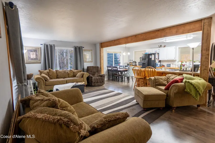 7024 Funkhouser St, Bonners Ferry, ID 83805 - Image #2