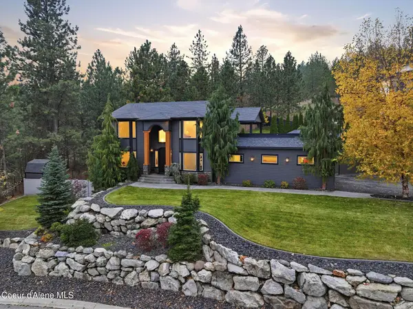 5821 N Del Rey Dr, Otis Orchards, WA 99027