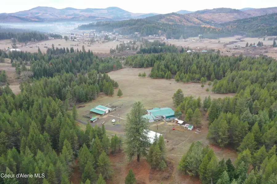 388 Owl Creek Ln, Emida, ID 83861 - Image #2