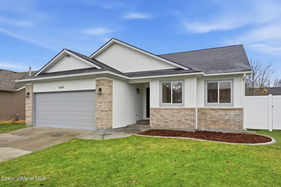 1664 W DURHAM DR, Coeur Dalene, ID 83815 - Image #2