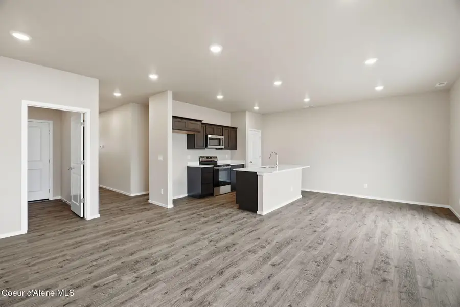 3349 N Corvus St, Post Falls, ID 83854 - Image #2