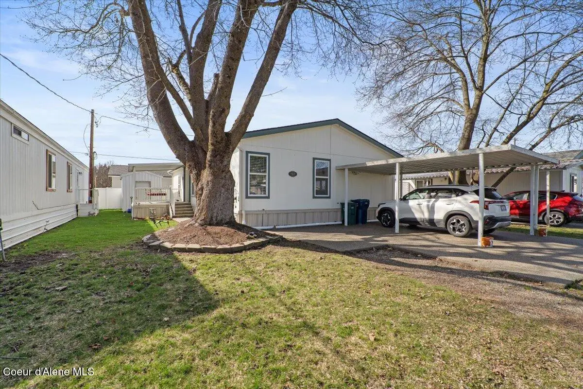 568 W MYRIAH LOOP #18, Coeur Dalene, ID 83815 - Image #1