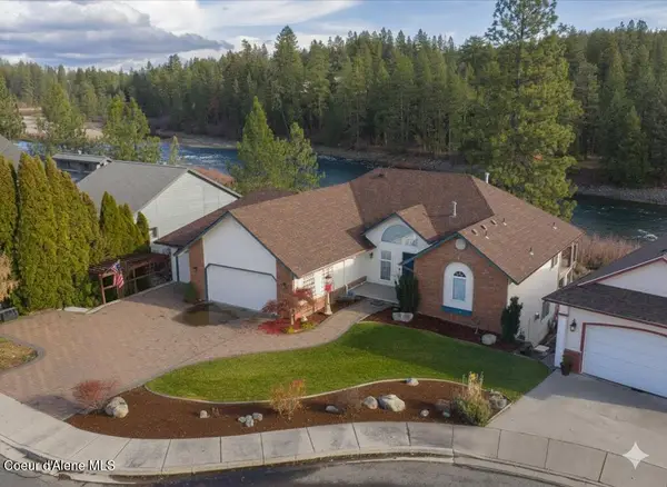 861 S Majestic View Dr, Post Falls, ID 83854