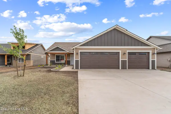 8967 W Swather Ave, Rathdrum, ID 83858