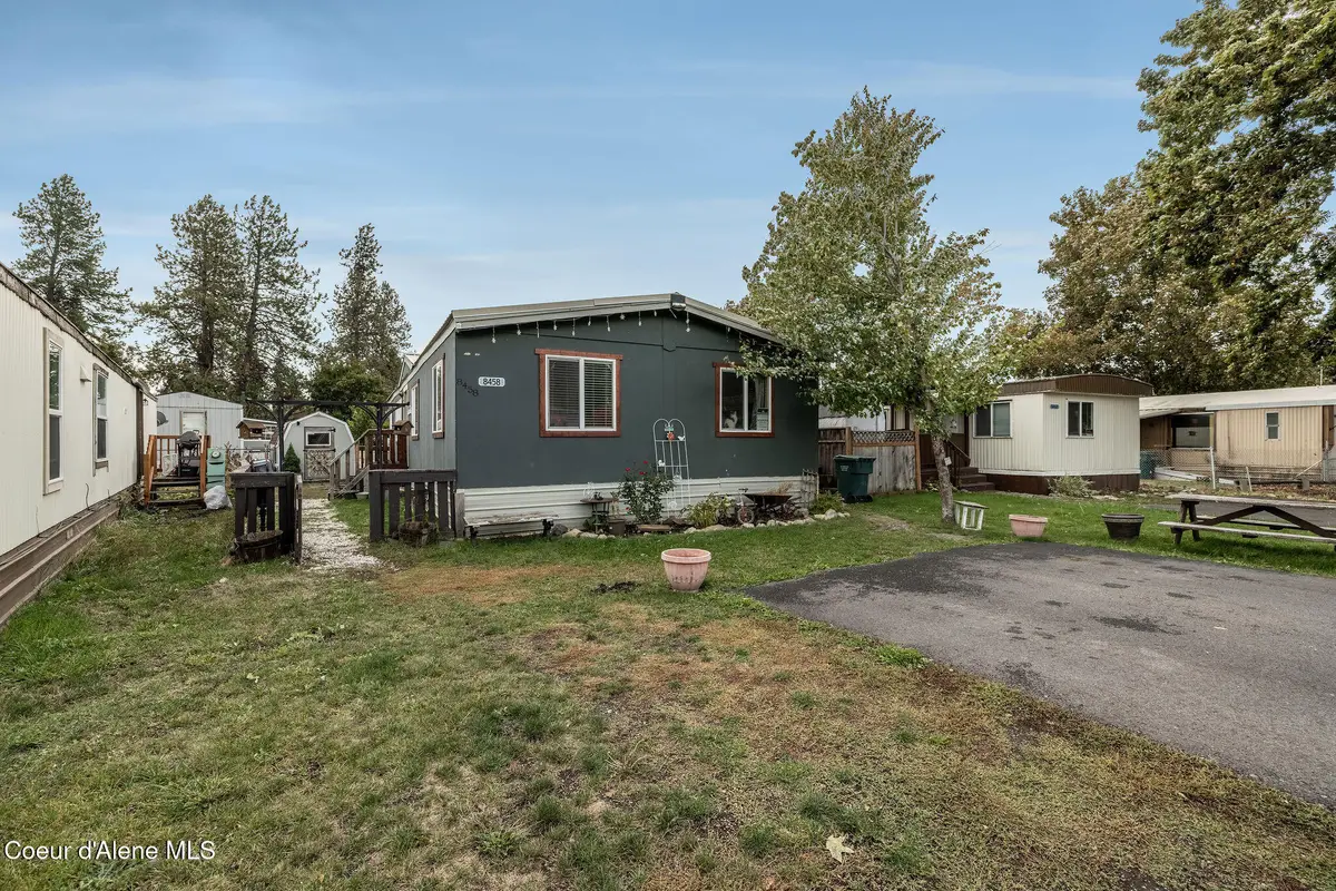8458 W Park Loop, Rathdrum, ID 83858 - Image #1