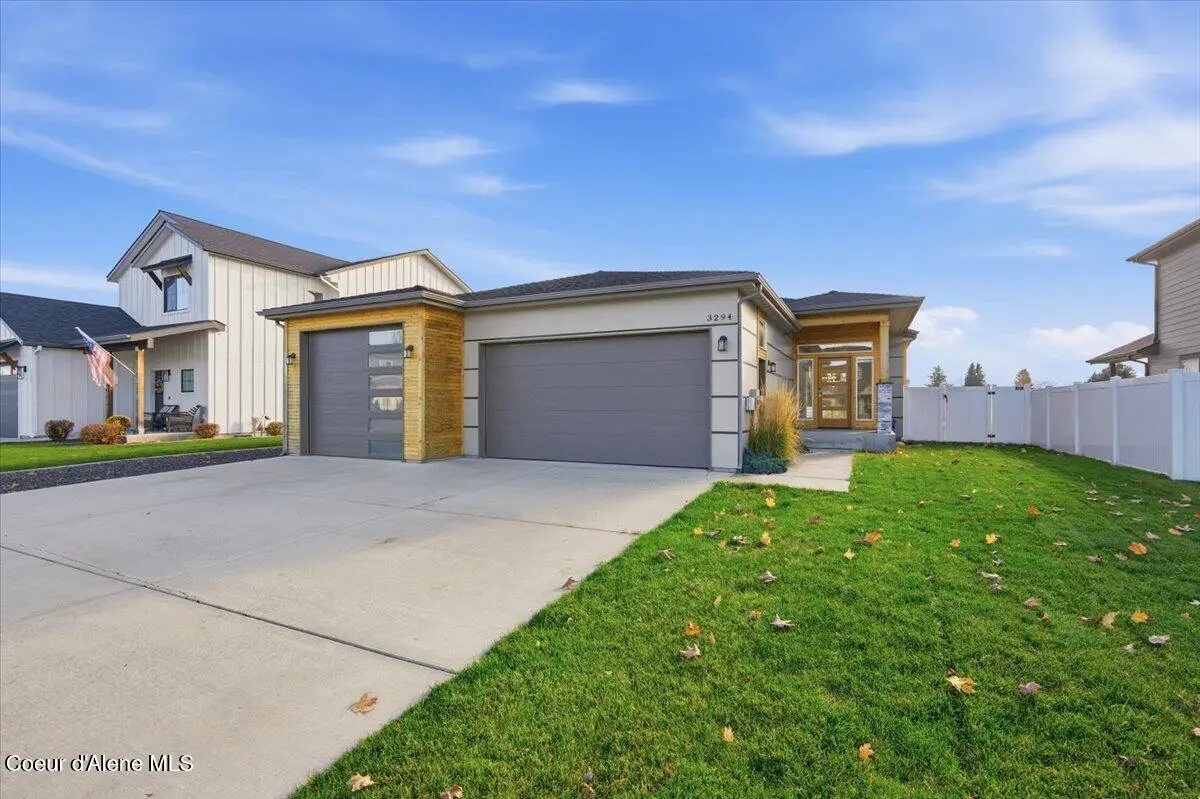 3294 W GIOVANNI LN, Hayden, ID 83835 - Image #1