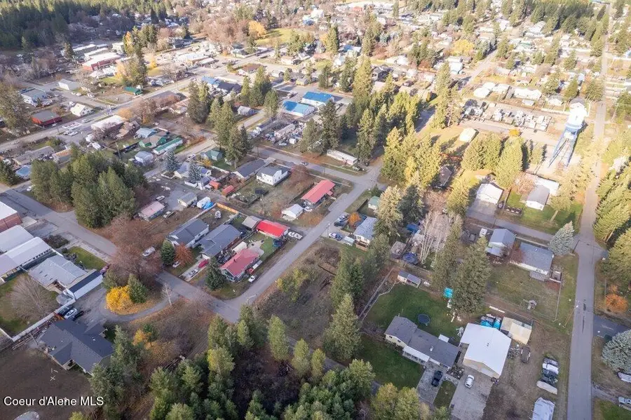 32028 N 7TH AVE, Spirit Lake, ID 83869 - Image #2