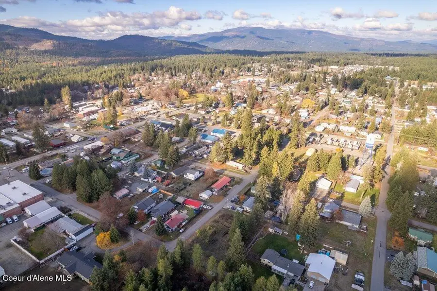 32028 N 7TH AVE, Spirit Lake, ID 83869 - Image #3