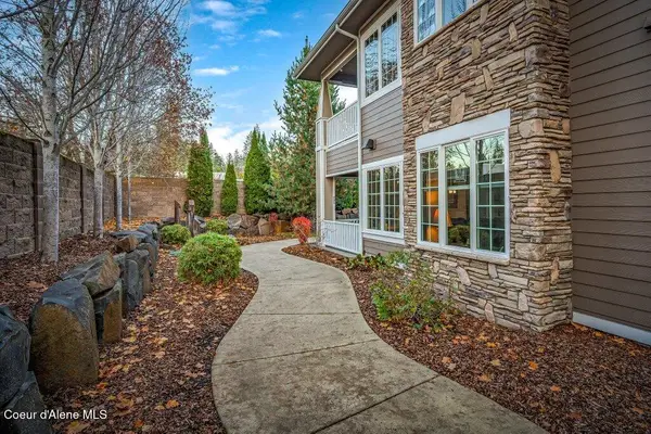 4539 W GREENCHAIN LOOP #5, Coeur d'Alene, ID 83814