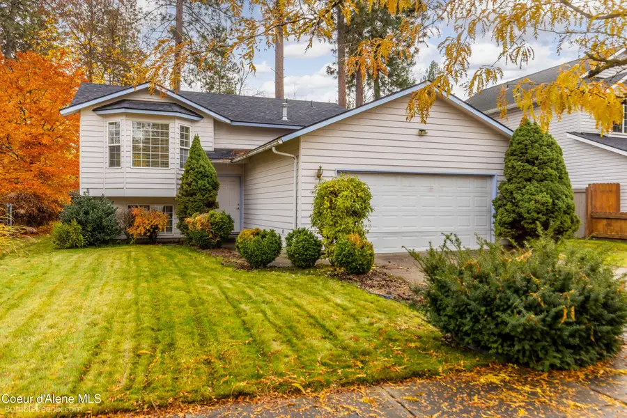 208 S Riverwood Ct, Post Falls, ID 83854 - Image #2