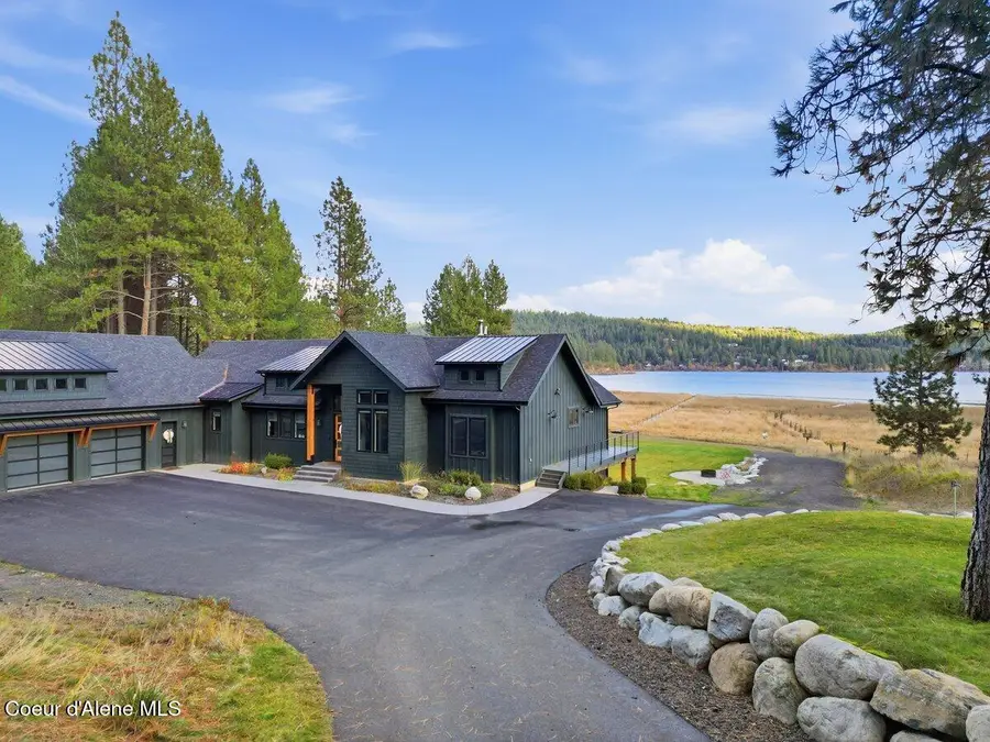 13846 N HAUSER LAKE RD, Hauser, ID 83854 - Image #2