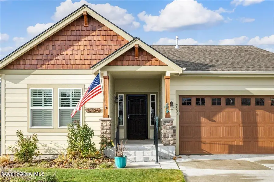 2533 N SIDE SADDLE LN, Post Falls, ID 83854 - Image #2