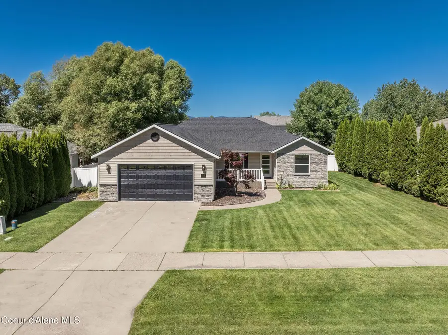 2715 W BROADMOORE DR, Hayden, ID 83835 - Image #2
