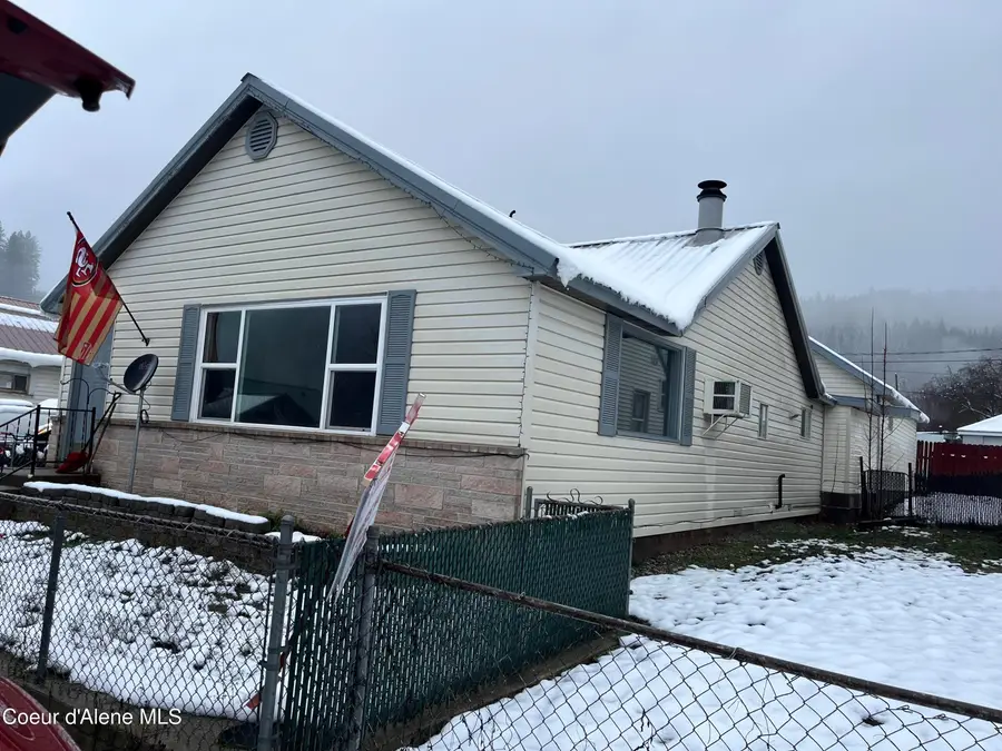 112 Second St, Silverton, ID 83867 - Image #2