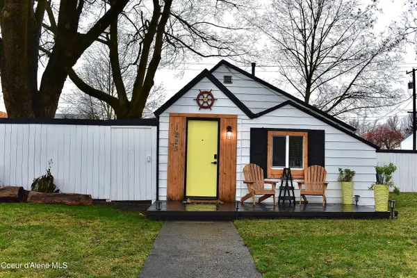 1223 N 1st St, Coeur d'Alene, ID 83814