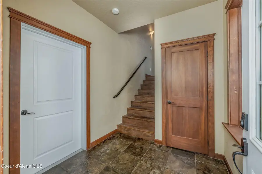 4444 W GREENCHAIN LOOP #3, Coeur Dalene, ID 83814 - Image #3