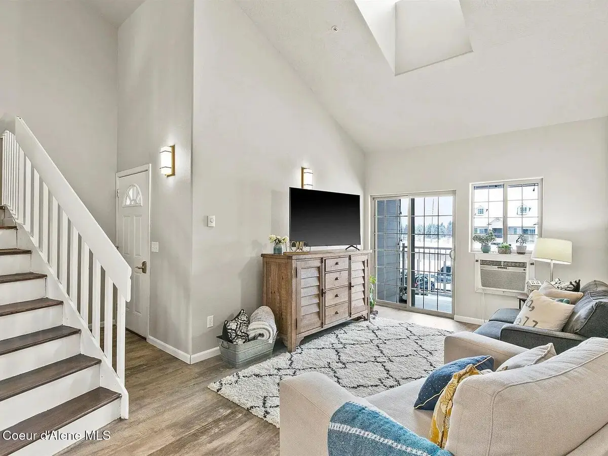 842 N Chase Rd #203, Post Falls, ID 83854 - Image #1