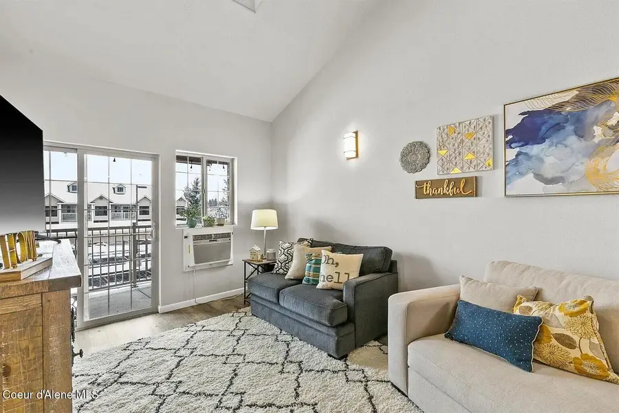 842 N Chase Rd #203, Post Falls, ID 83854 - Image #2