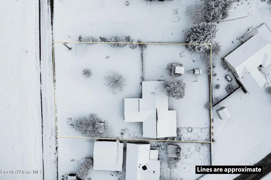 44 Campbell Loop, Laclede, ID 83841 - Image #2