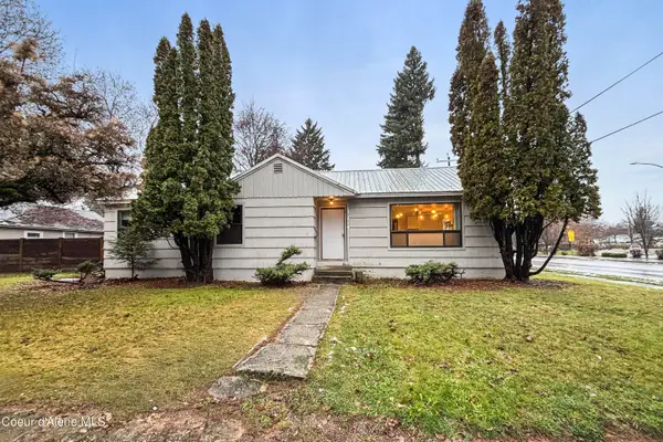 727 N Sixth St, Sandpoint, ID 83864