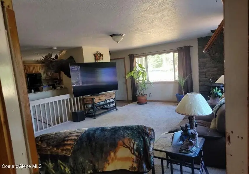 27525 N TIMBER RIDGE RD, Rathdrum, ID 83858 - Image #3