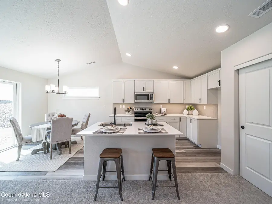 1536 N McKelvy Ln, Post Falls, ID 83854 - Image #3