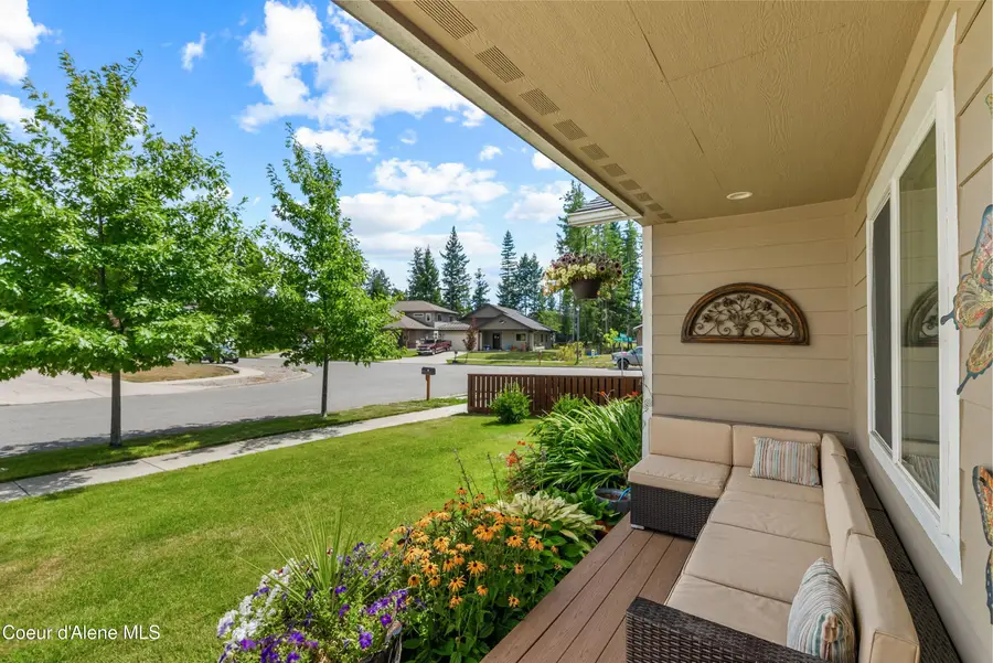 1105 Honeysuckle Ave, Sandpoint, ID 83864 - Image #2