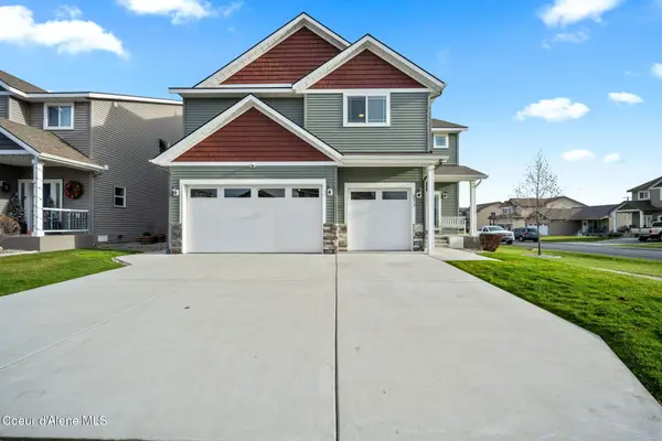 8072 N SCOTSWORTH ST, Post Falls, ID 83854