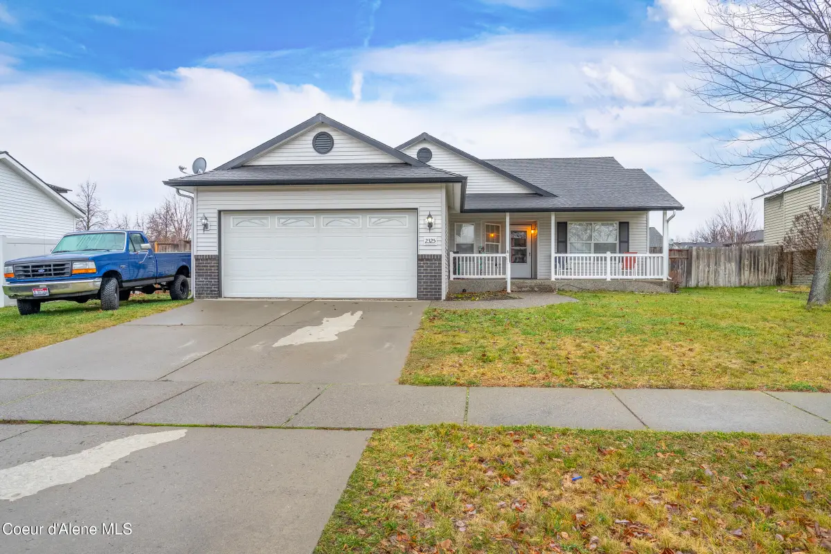 2325 N Mackenzie Dr, Post Falls, ID 83854 - Image #1