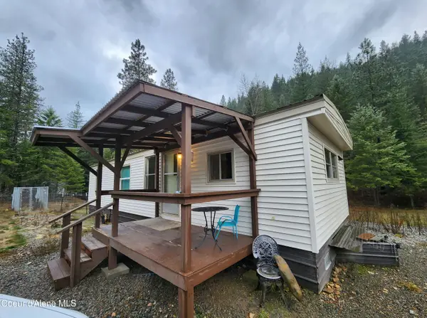 3520 Pinecreek Rd., Pinehurst, ID 83850