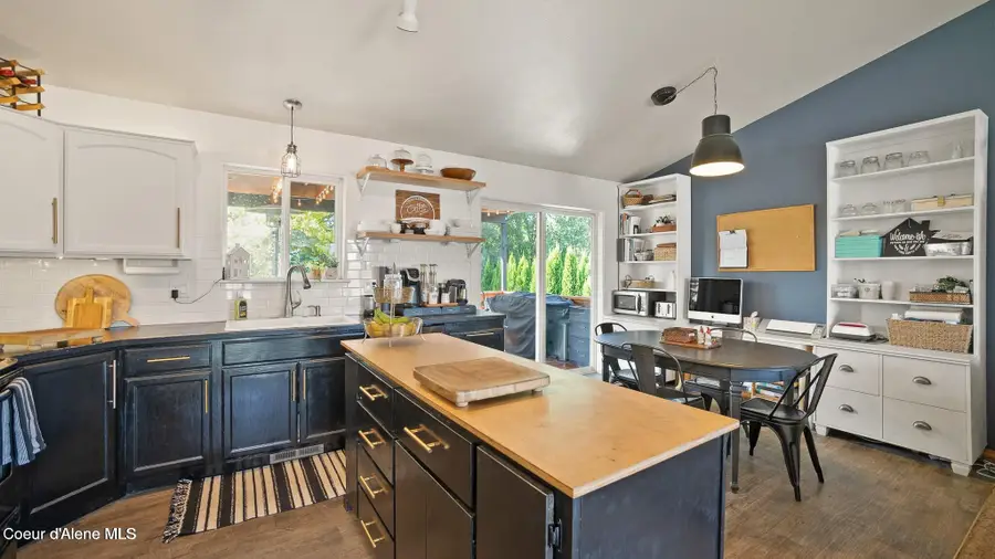 1150 N JAMISON CT, Post Falls, ID 83854 - Image #3