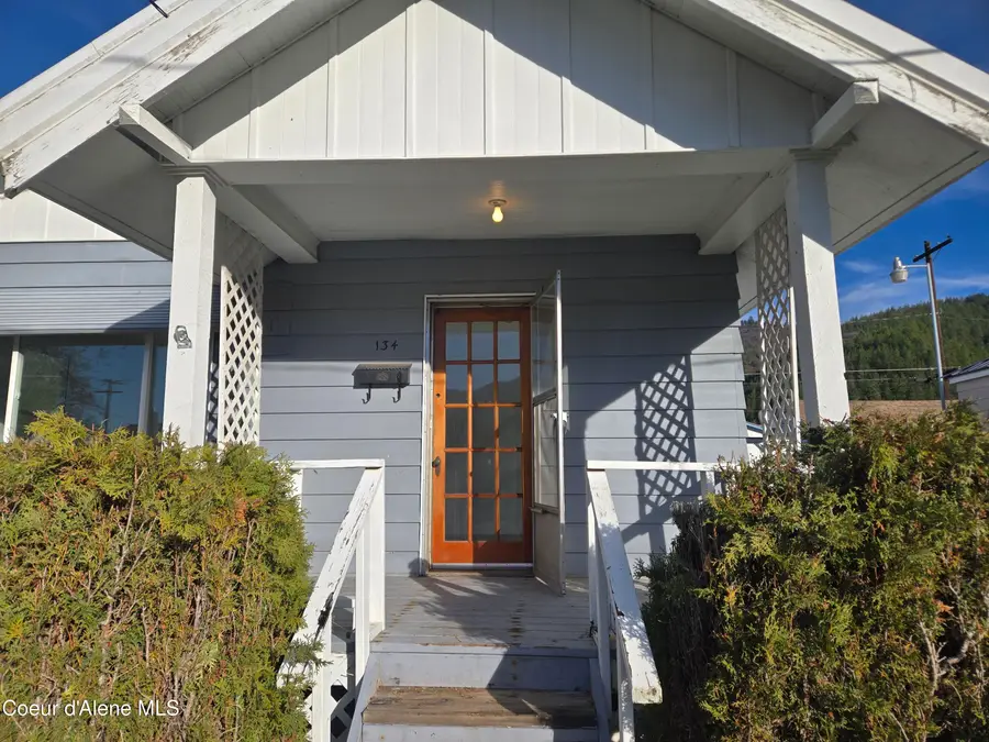 134 W Riverside Ave, Kellogg, ID 83837 - Image #2
