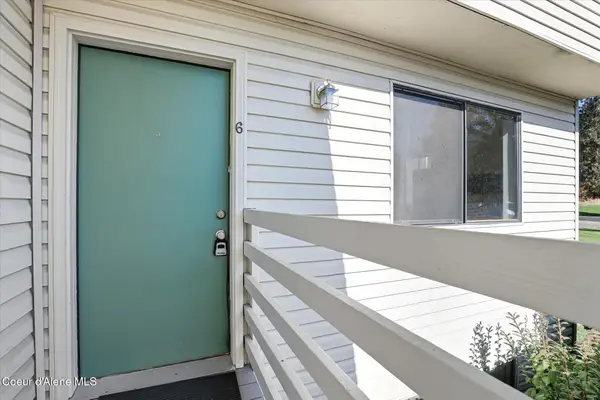 8204 N Ridgewood Dr #6, Hayden, ID 83835