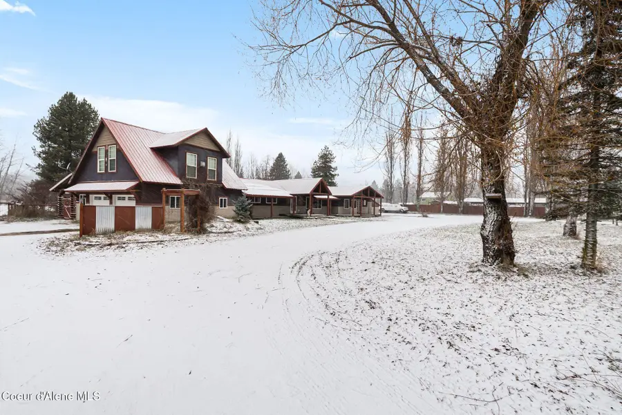 966 N Kootenai Rd, Sandpoint, ID 83864 - Image #2