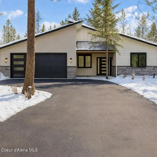 624 Satchel Dr, Spirit Lake, ID 83869