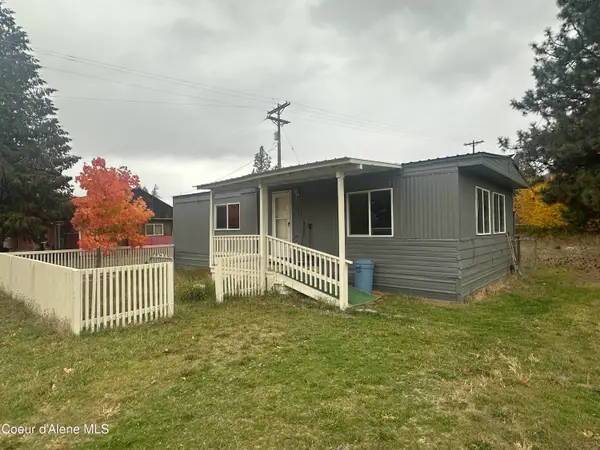 71 E Railroad St, Moyie Springs, ID 83845