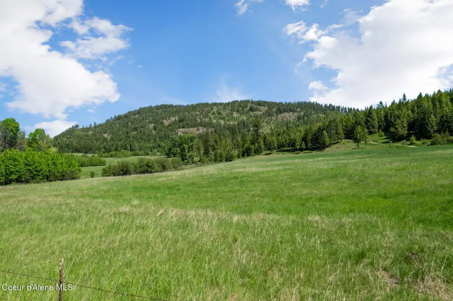 2902 Jewel Lake Road, Sagle, ID 83860 - Image #2