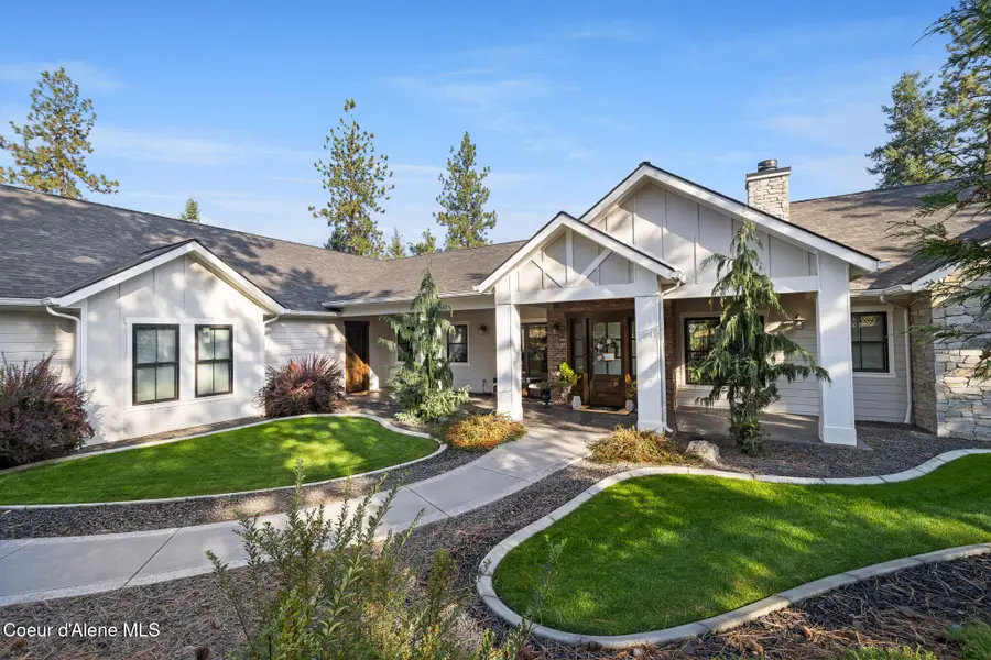 7353 W Riverview Dr, Coeur Dalene, ID 83814 - Image #2