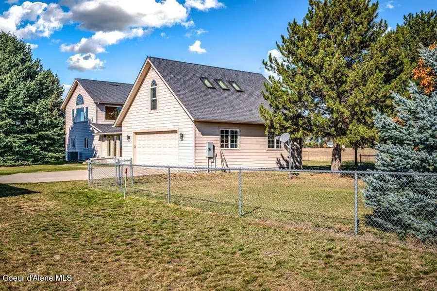 5693 W Harvest AVE, Rathdrum, ID 83858 - #3