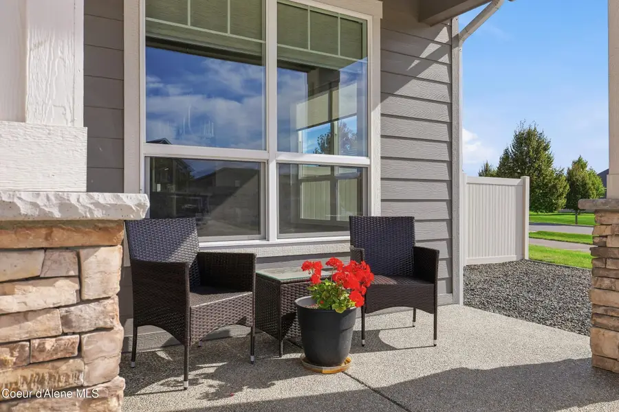 6890 N Hourglass DR, Coeur Dalene, ID 83815 - #2