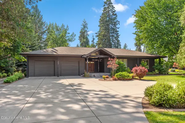 9641 N EASY ST, Hayden Lake, ID 83835