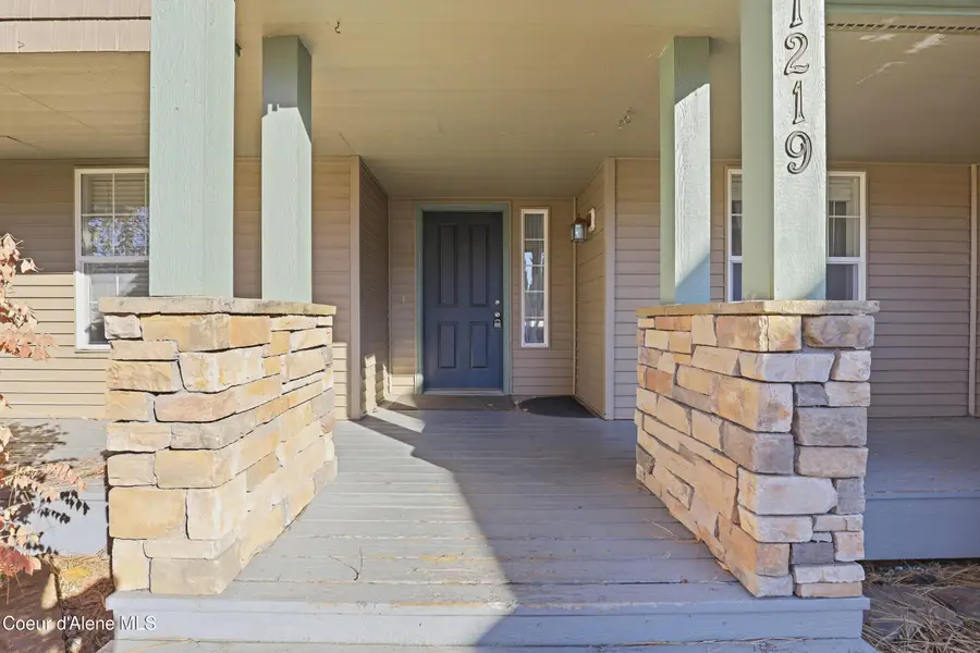 1219 W Dan AVE, Coeur Dalene, ID 83815 - #3