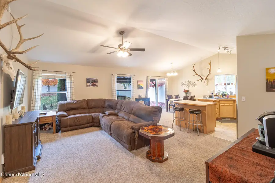 2989 W Wilbur AVE, Coeur Dalene, ID 83815 - #3