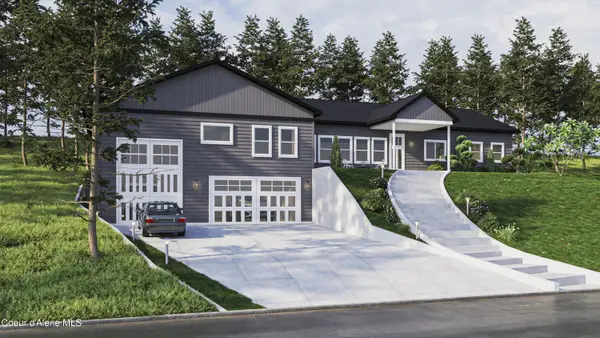 107 Blazing Saddle Ct, Pinehurst, ID 83850