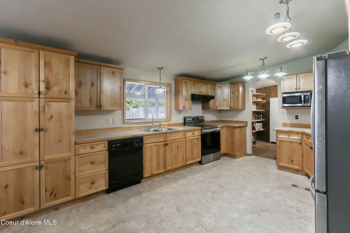 457 Winterton RD, Sandpoint, ID 83864 - #1