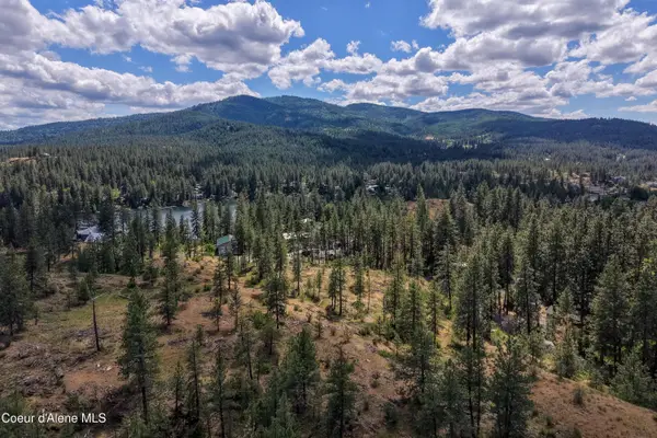 1016 E 1st Ave, Post Falls, ID 83854