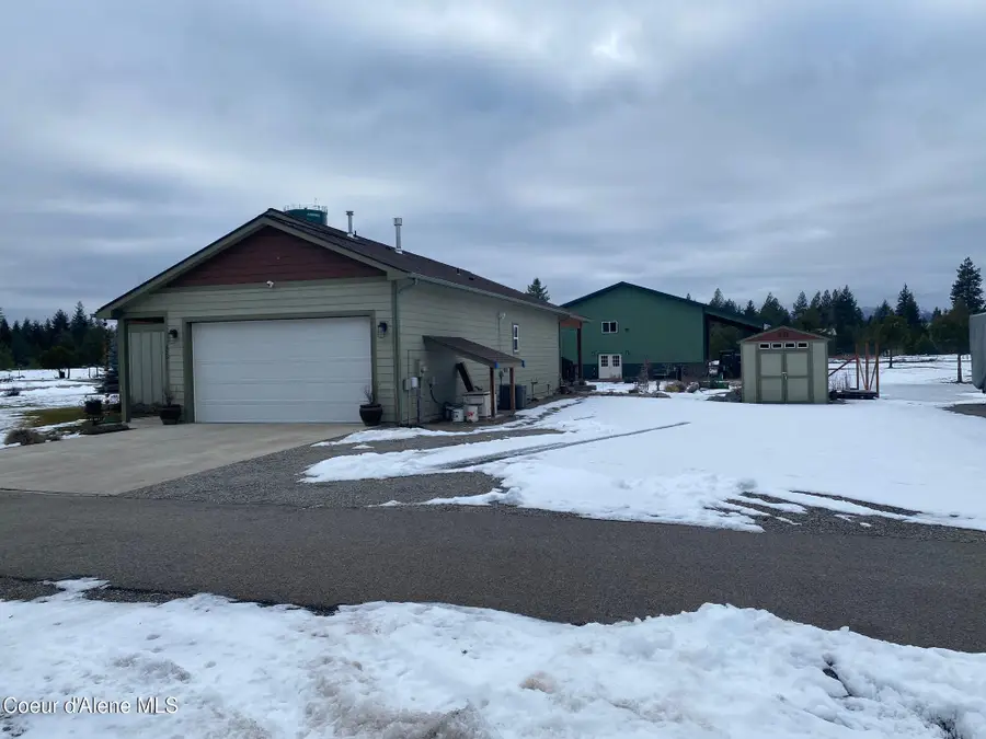 32911 N 16th AVE, Spirit Lake, ID 83869 - Image #2