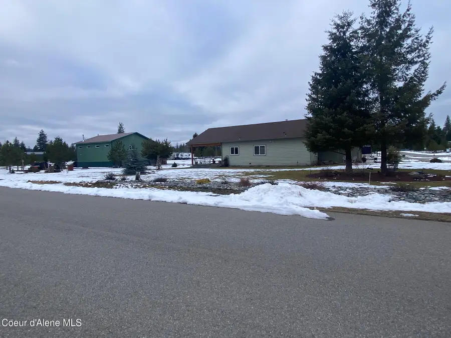 32911 N 16th AVE, Spirit Lake, ID 83869 - Image #3