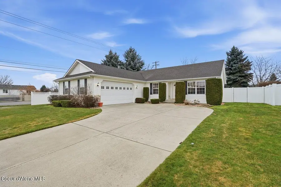 1628 W Cardinal AVE, Hayden, ID 83835 - #2