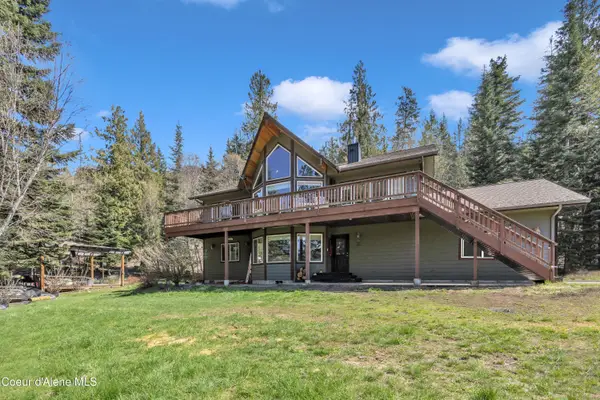 458 Kirby Mountain Rd, Hope, ID 83836